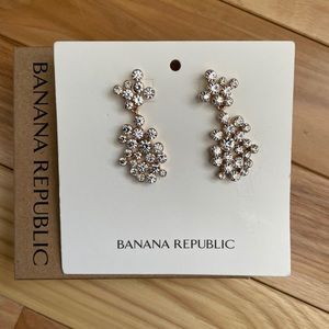 Banana Republic Drop Earrings